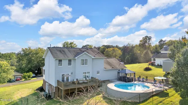 $489,899 | 15346 Woodstone Circle, Bristol, VA 24202