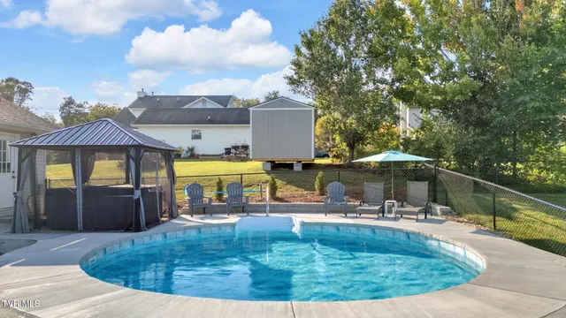 $489,899 | 15346 Woodstone Circle, Bristol, VA 24202