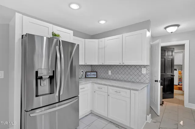 $489,899 | 15346 Woodstone Circle, Bristol, VA 24202