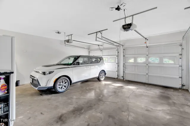 $489,899 | 15346 Woodstone Circle, Bristol, VA 24202