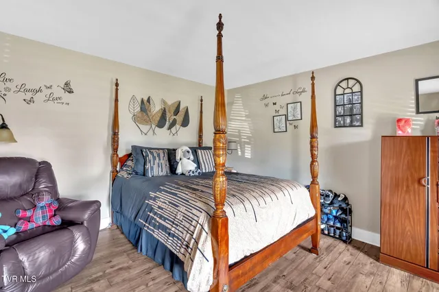 $489,899 | 15346 Woodstone Circle, Bristol, VA 24202