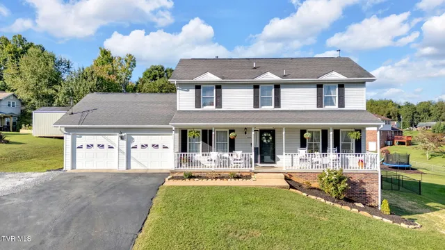 $489,899 | 15346 Woodstone Circle, Bristol, VA 24202