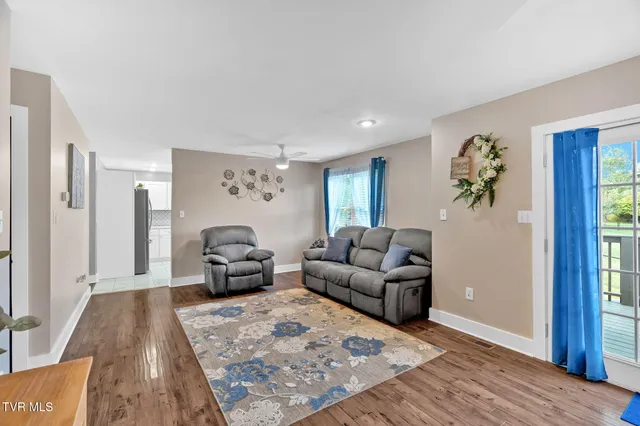 $489,899 | 15346 Woodstone Circle, Bristol, VA 24202