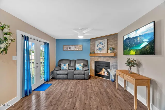 $489,899 | 15346 Woodstone Circle, Bristol, VA 24202