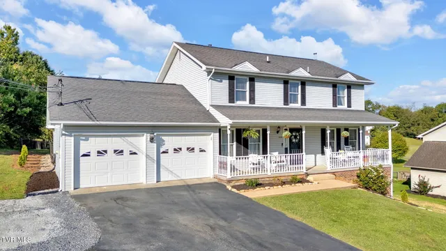 $489,899 | 15346 Woodstone Circle, Bristol, VA 24202