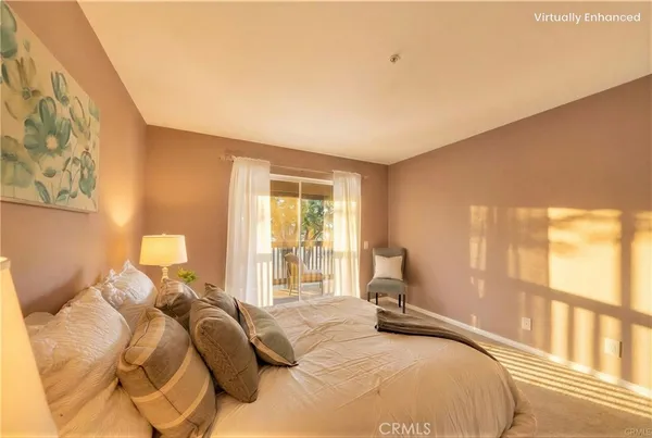 $514,900 | 104 South Cross Creek Road, Unit M, Orange, CA 92869