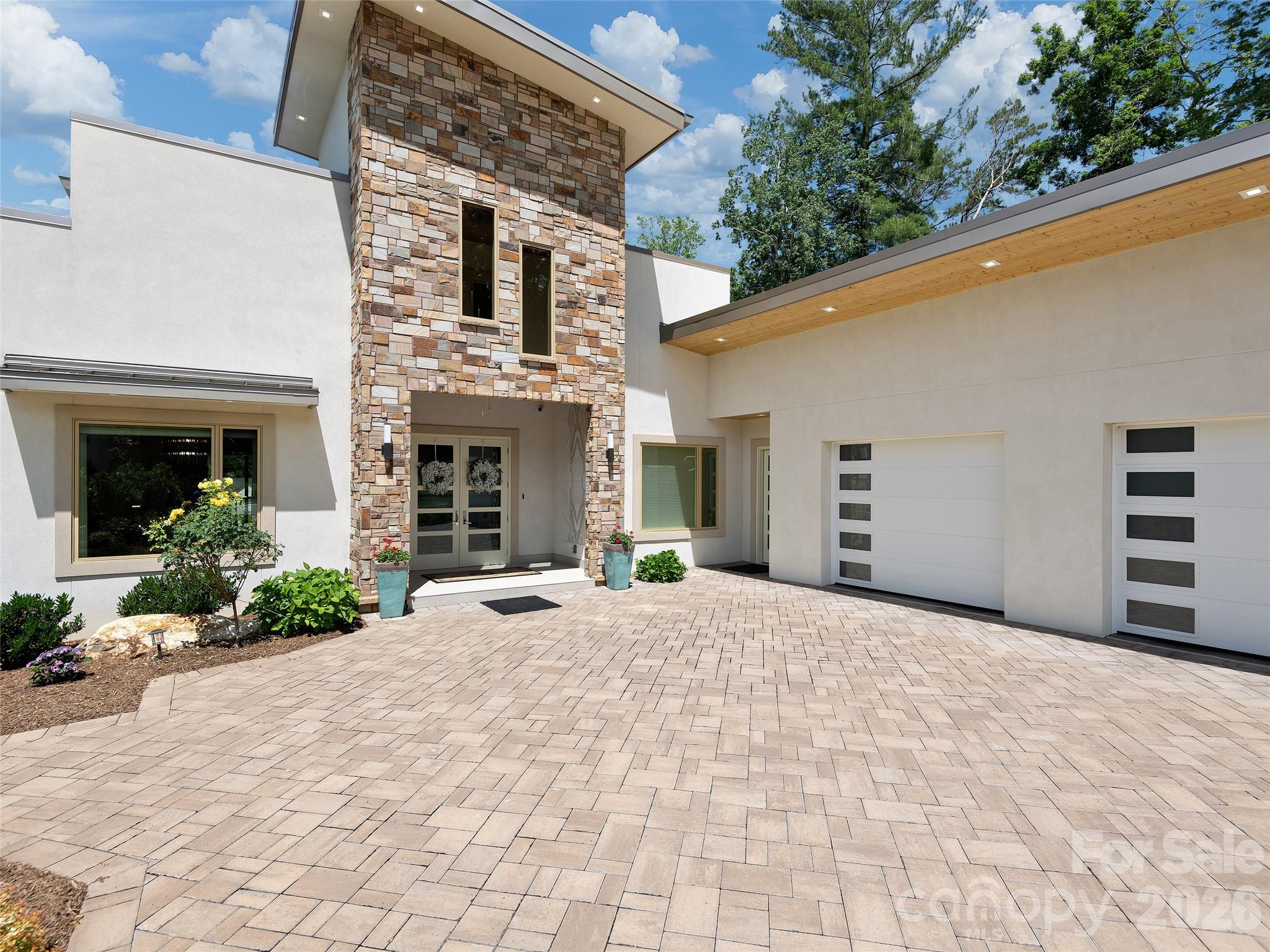 123 Wembley Road Asheville, NC 28804 - Photo 3 of 48