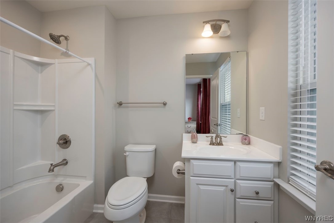 2070 Youngs Road Amherst, NY 14051 - Photo 15 of 24