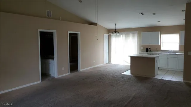 $1,600 | 1013 Butler Street East, Lehigh Acres, FL 33974