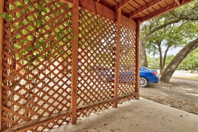 $1,750 | 10 Cypress Fairway Village, Wimberley, TX 78676