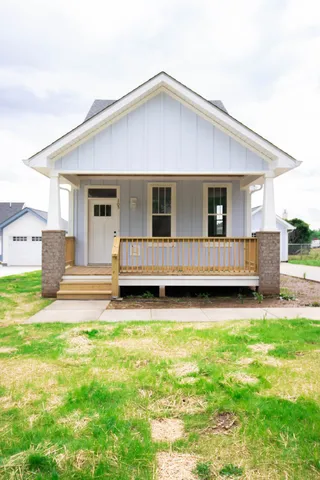 $332,900 | 105 North Shephard Street, Winchester, TN 37398
