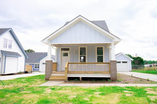 $332,900 | 105 North Shephard Street, Winchester, TN 37398