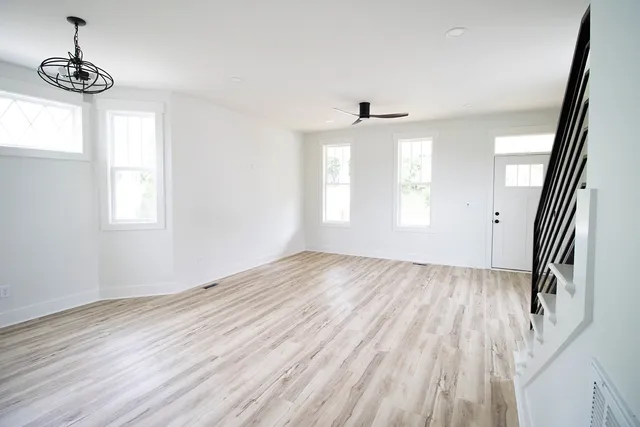 $332,900 | 105 North Shephard Street, Winchester, TN 37398