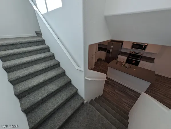 $1,975 | 924 Violet Heron Street, Henderson, NV 89011