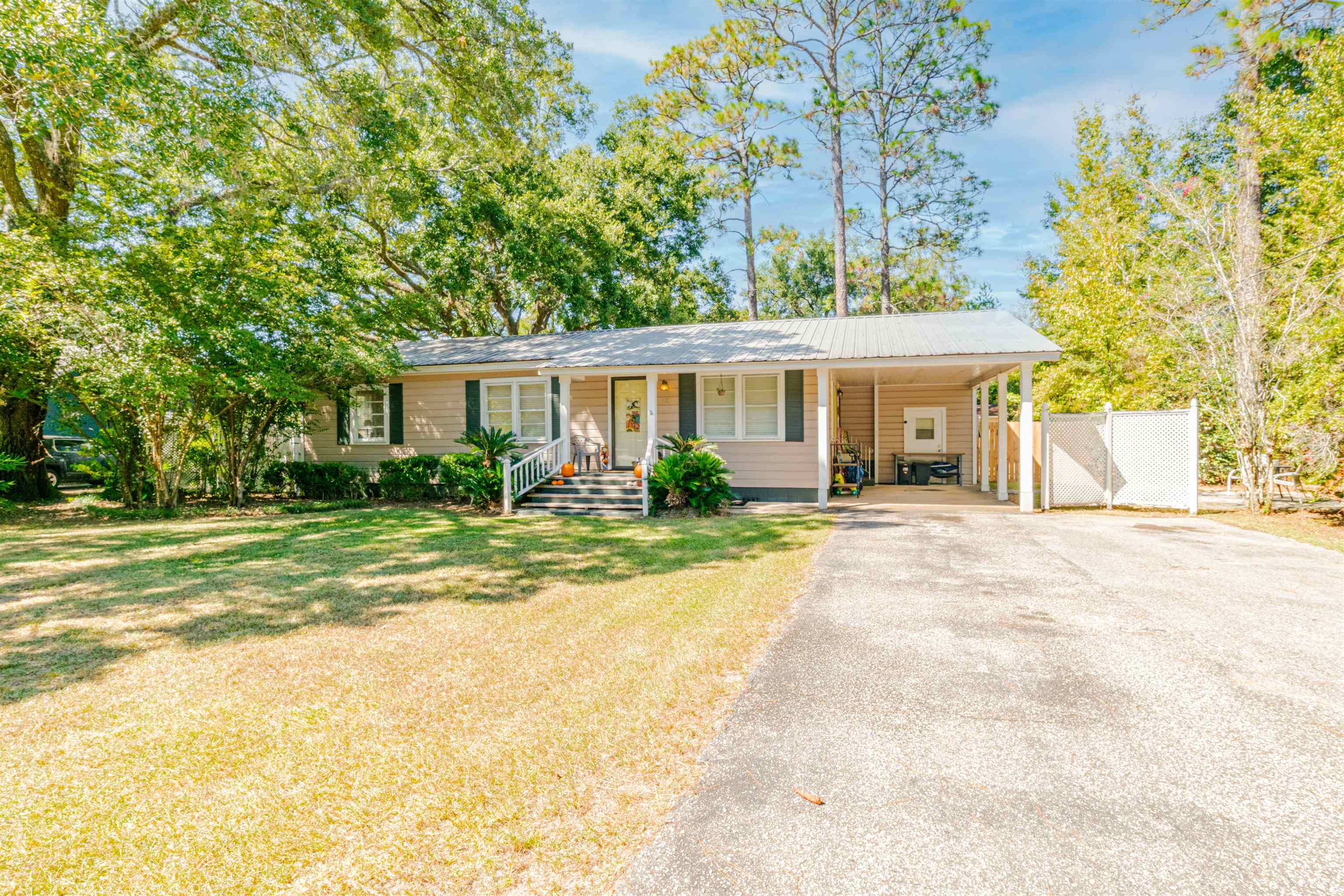 110 West 10th Street Bay Minette, AL 36507 - Photo 5 of 33