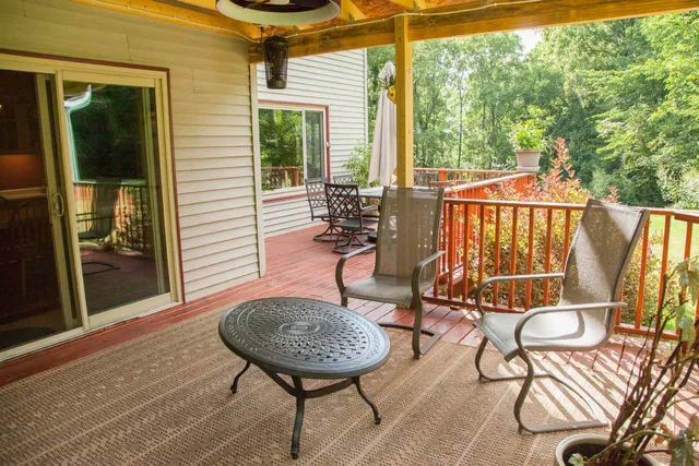 $575,900 | 4302 Green Leaf Glen, Dodgeville, WI 53533