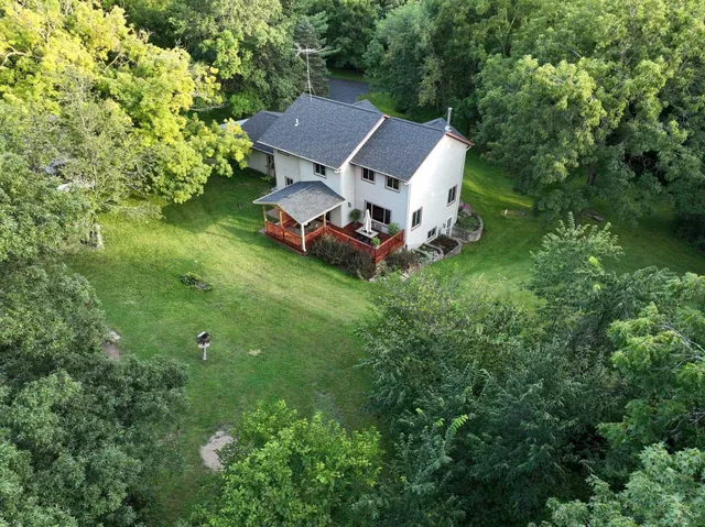 $575,900 | 4302 Green Leaf Glen, Dodgeville, WI 53533