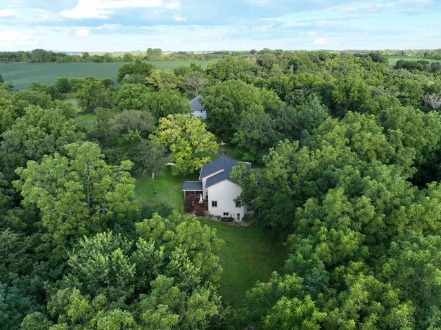 $575,900 | 4302 Green Leaf Glen, Dodgeville, WI 53533