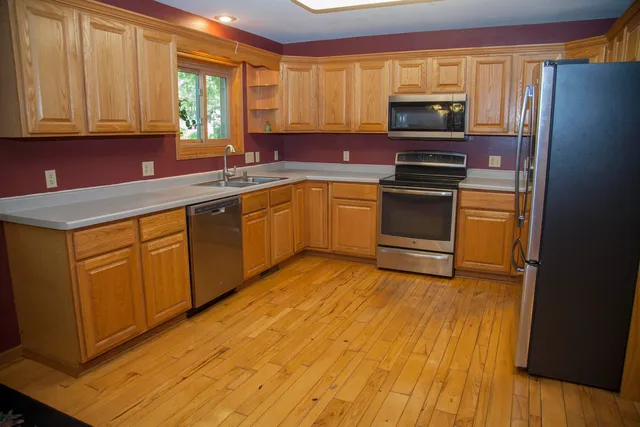 $575,900 | 4302 Green Leaf Glen, Dodgeville, WI 53533