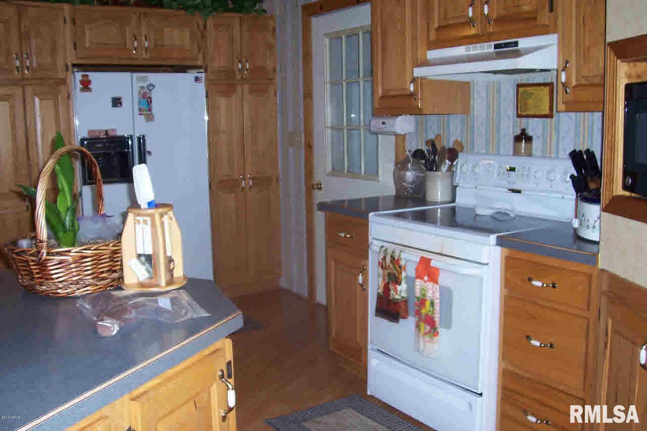 5378 Kinoka Road Alma, IL 62807 - Photo 4 of 17