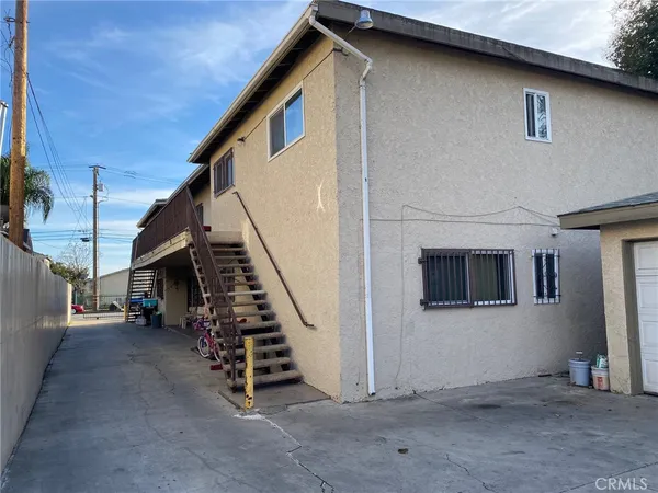 $1,475,000 | 427 West Laurel Street, Compton, CA 90220