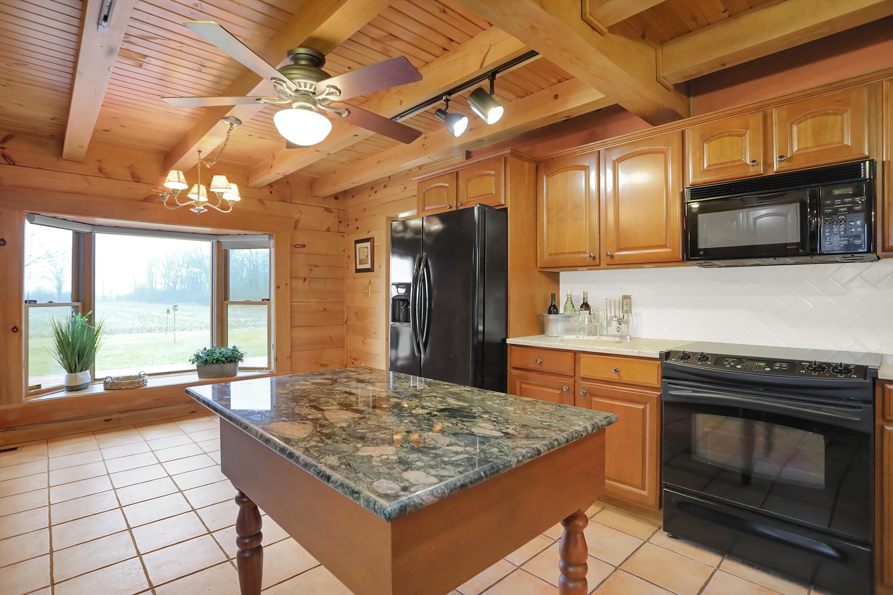 8930 South Mitthoeffer Road Indianapolis, IN 46259 - Photo 16 of 55 Gallery Image 16