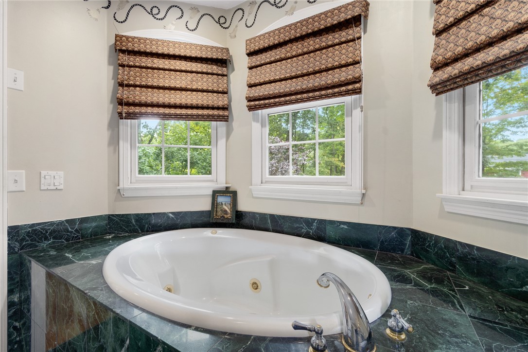 290 Albion Road Lincoln, RI 02865 - Photo 20 of 50