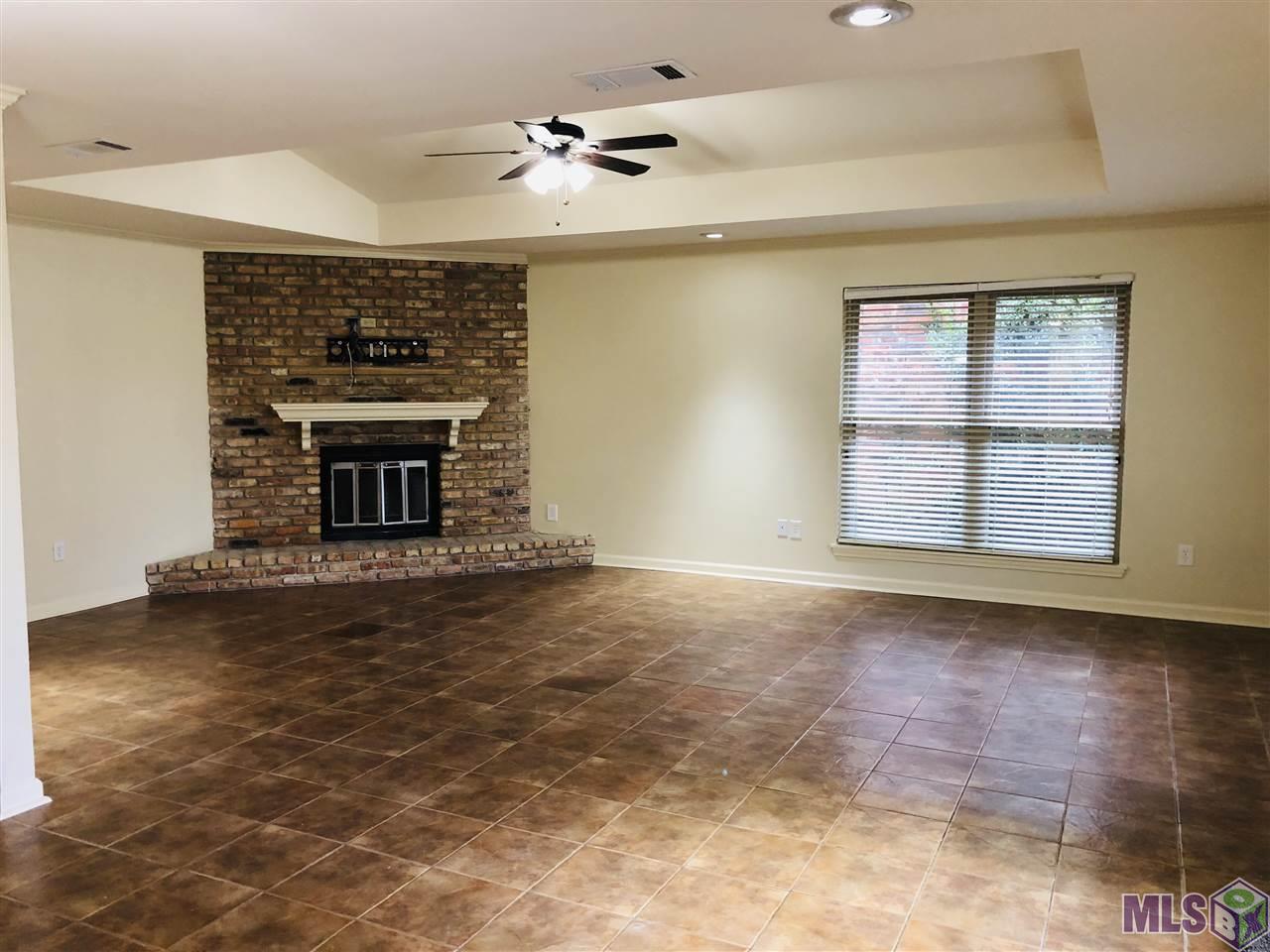2113 Maple Ridge Avenue Baton Rouge, LA 70816 - Photo 2 of 11