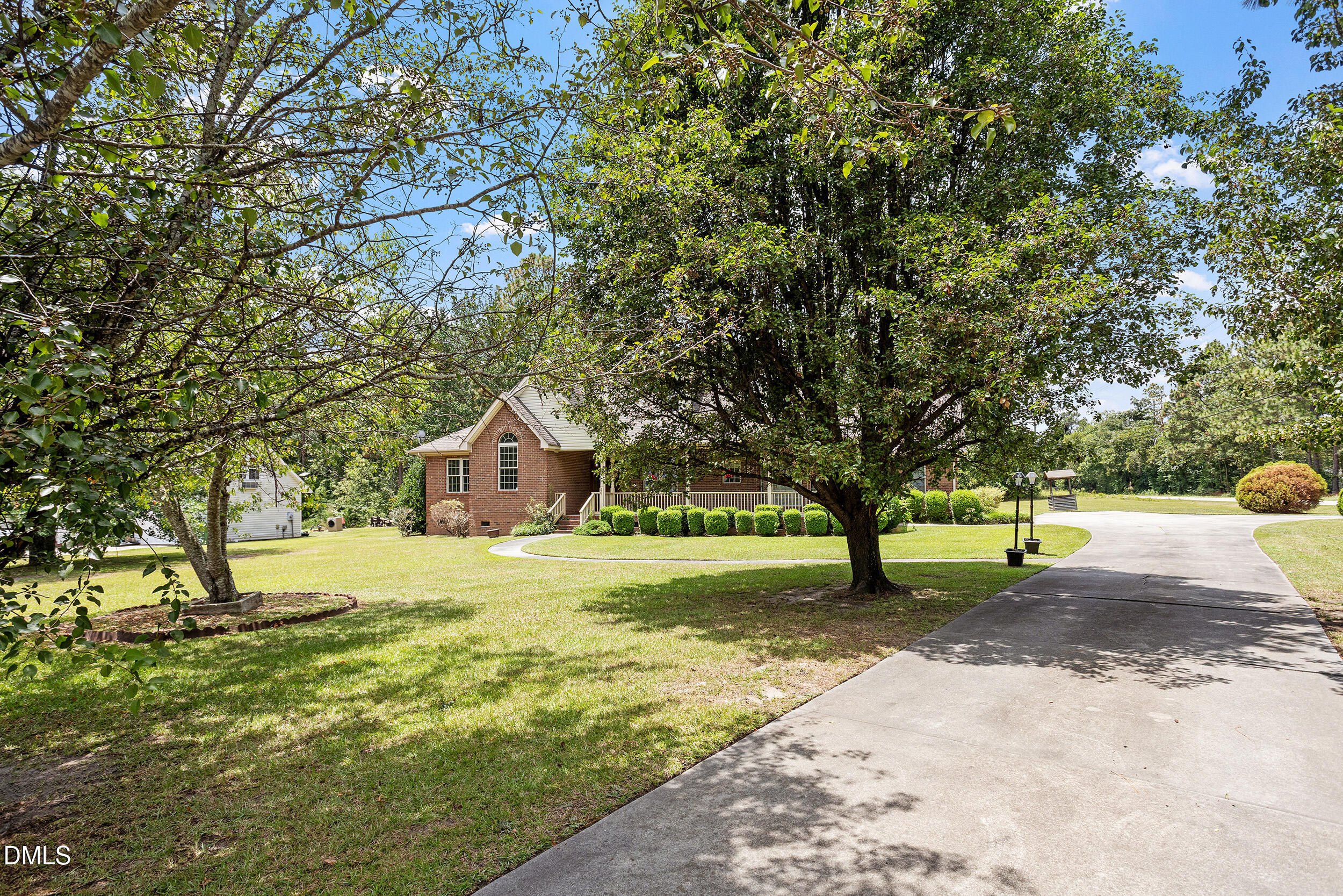 20 Senter Lane Spring Lake, NC 28390 - Photo 2 of 34
