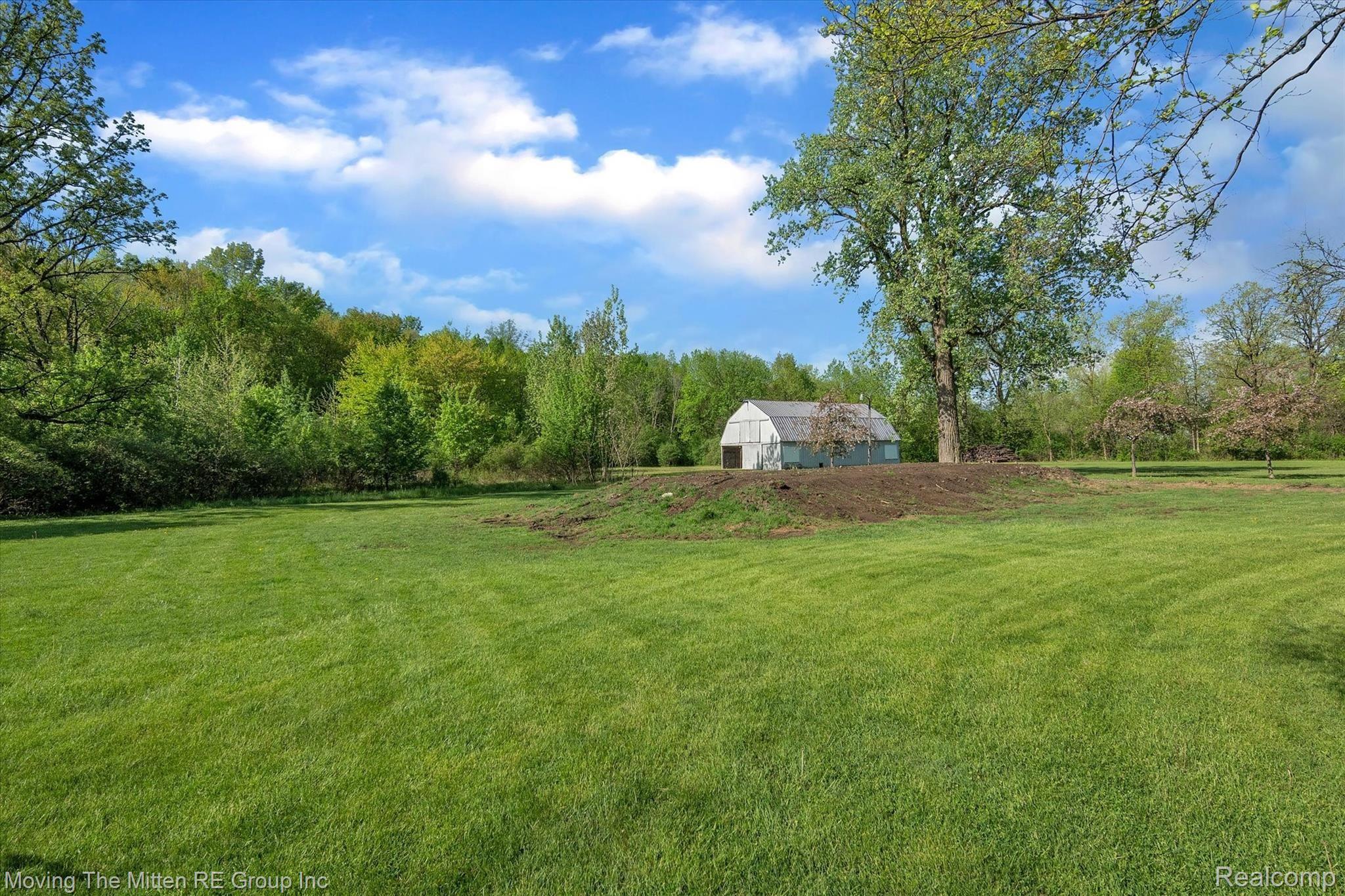 49555 Geddes Road Canton, MI 48188 - Photo 49 of 62 M52.jpg