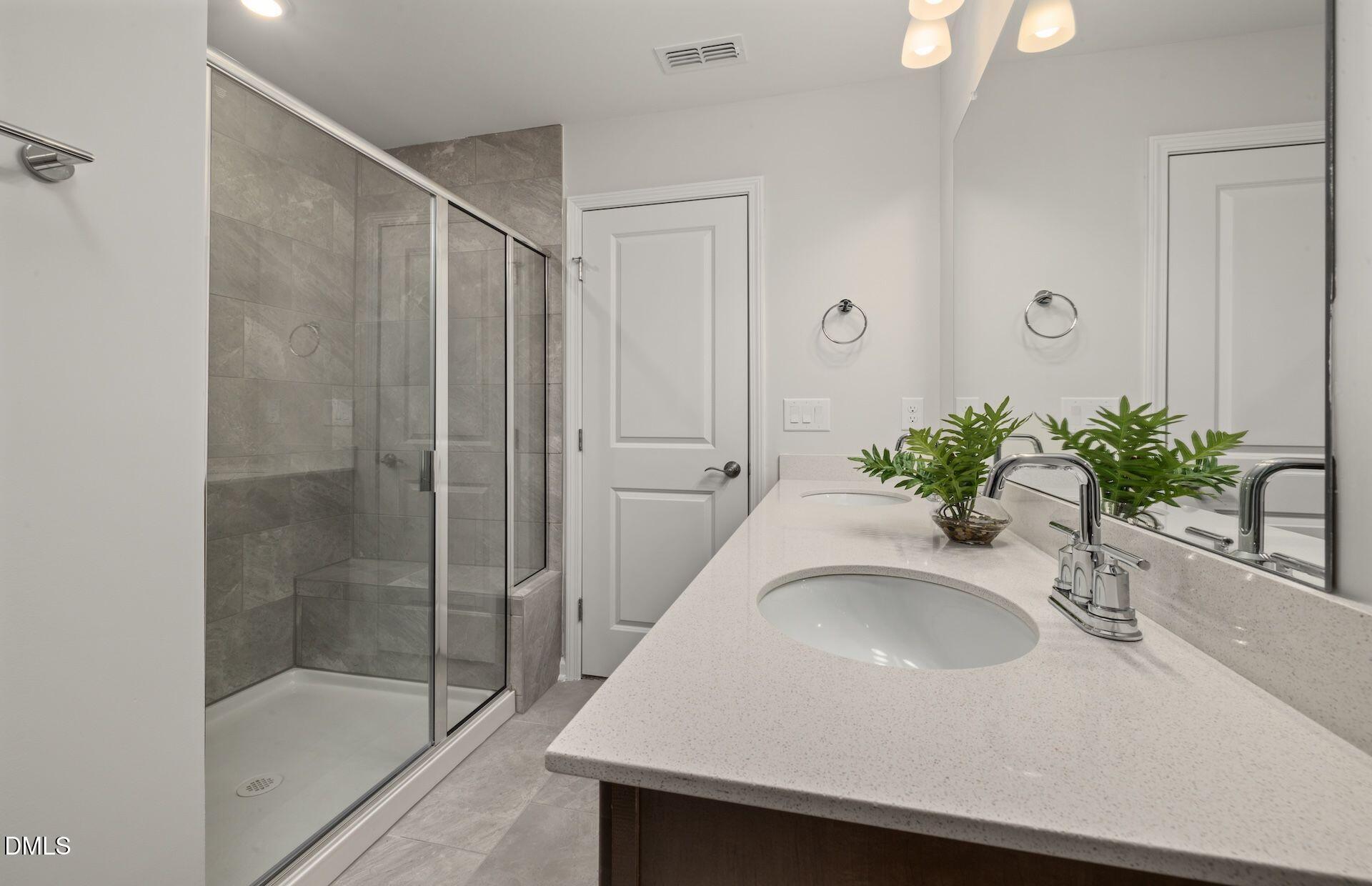 5028 Reader Way Durham, NC 27703 - Photo 12 of 30 44-web-or-mls-7K5A2869 (2)