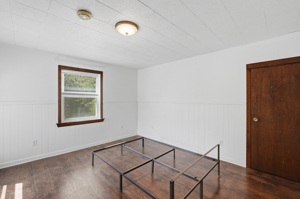 28 Shepard Street Westfield, MA 01085 - Photo 27 of 37