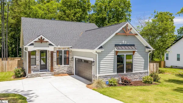 $439,990 | 125 Carpenter Road, Anderson, SC 29621