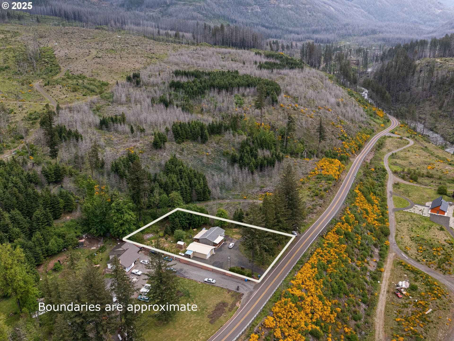 33635 North Fork Road Southeast Lyons, OR 97358 - Photo 38 of 42