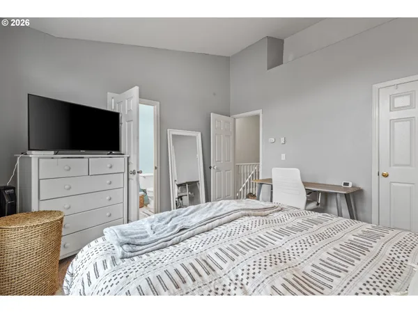 $293,800 | 19900 Southwest Poplarwood Place, Tualatin, OR 97062