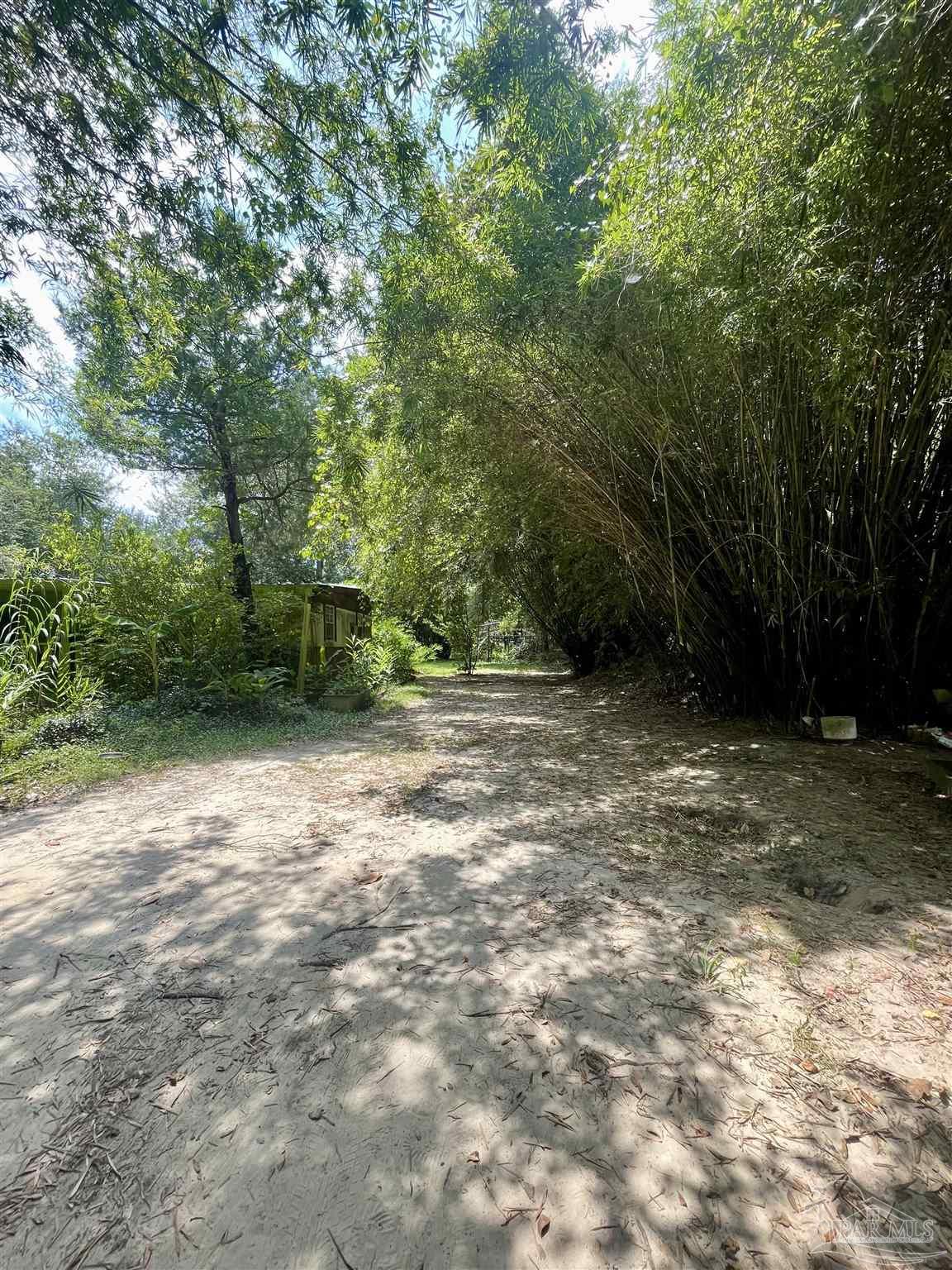 4747 West Lynn Road Milton, FL 32583 - Photo 5 of 5 Gallery Image 5