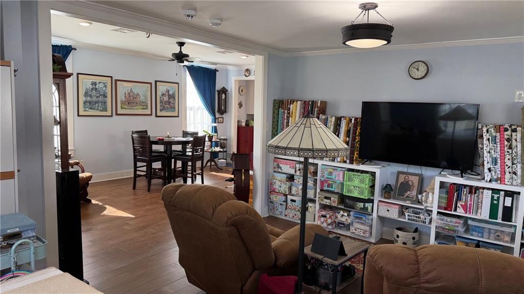 433 Monroe Street Gretna, LA 70053 - Photo 1 of 3