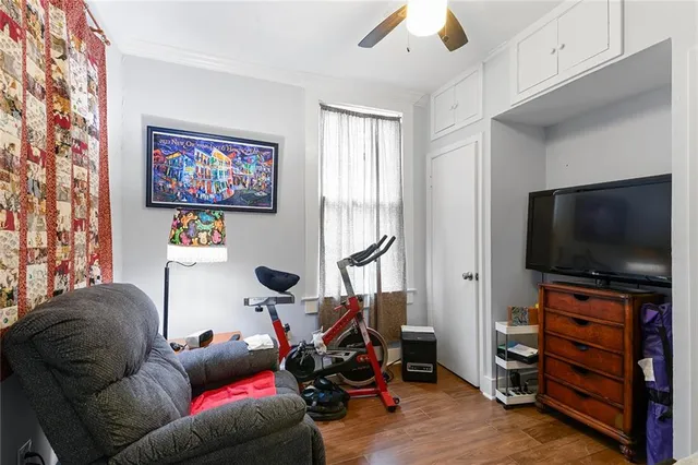 $310,000 | 433 Monroe Street, Gretna, LA 70053