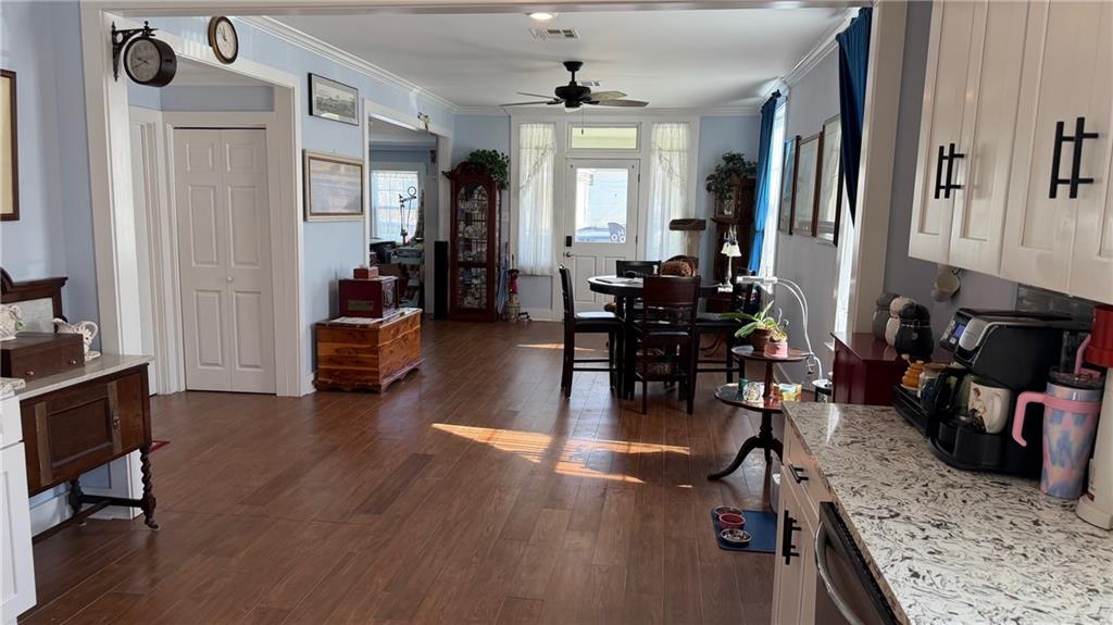 433 Monroe Street Gretna, LA 70053 - Photo 2 of 3