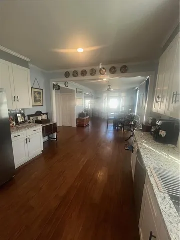 $310,000 | 433 Monroe Street, Gretna, LA 70053