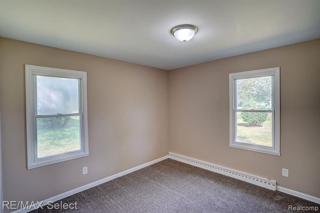 5457 Johnson Road Flushing, MI 48433 - Photo 14 of 27