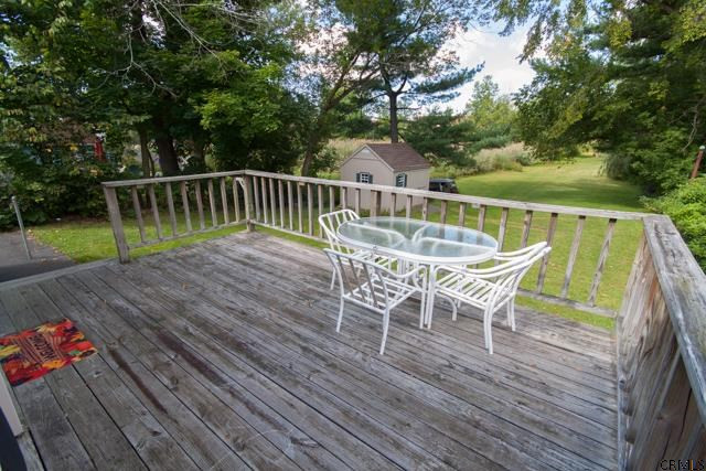 429 Taurus Road Niskayuna, NY 12304 - Photo 7 of 25 Photo 7