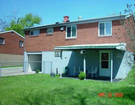 621 Brightberry Road Monroeville, PA 15146 - Photo 2 of 7 Gallery Image 2