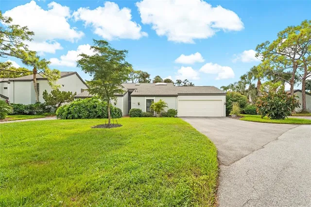 $438,000 | 4302 Woodmans Chart, Unit 134, Sarasota, FL 34235