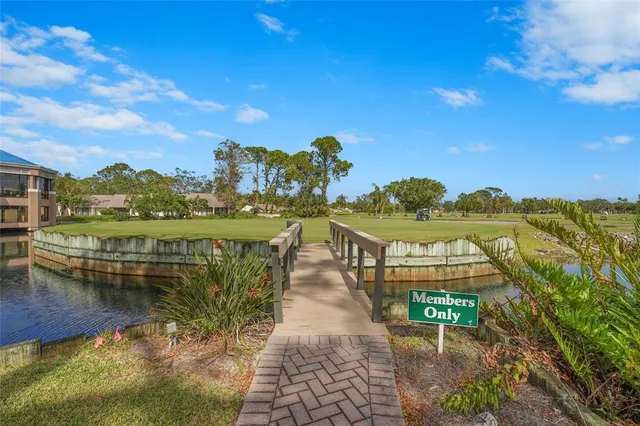 $438,000 | 4302 Woodmans Chart, Unit 134, Sarasota, FL 34235