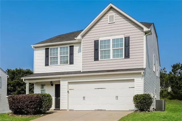 $2,285 | 1086 Aster Way, Burlington, NC 27215