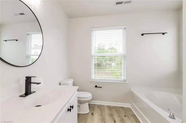 $2,285 | 1086 Aster Way, Burlington, NC 27215