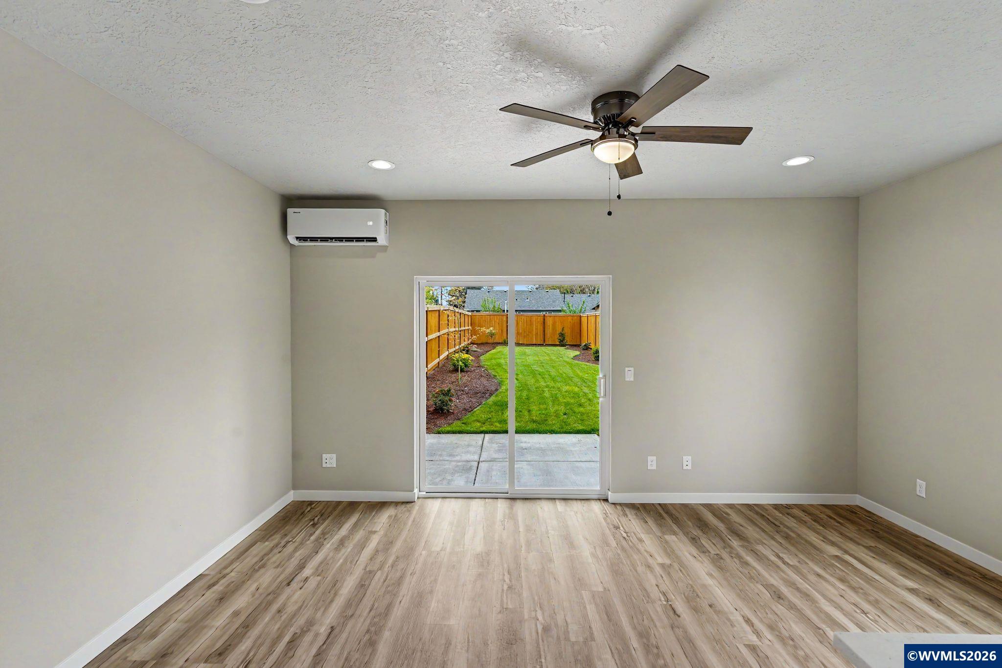 4025 Filbert Avenue Northeast Keizer, OR 97303 - Photo 8 of 27