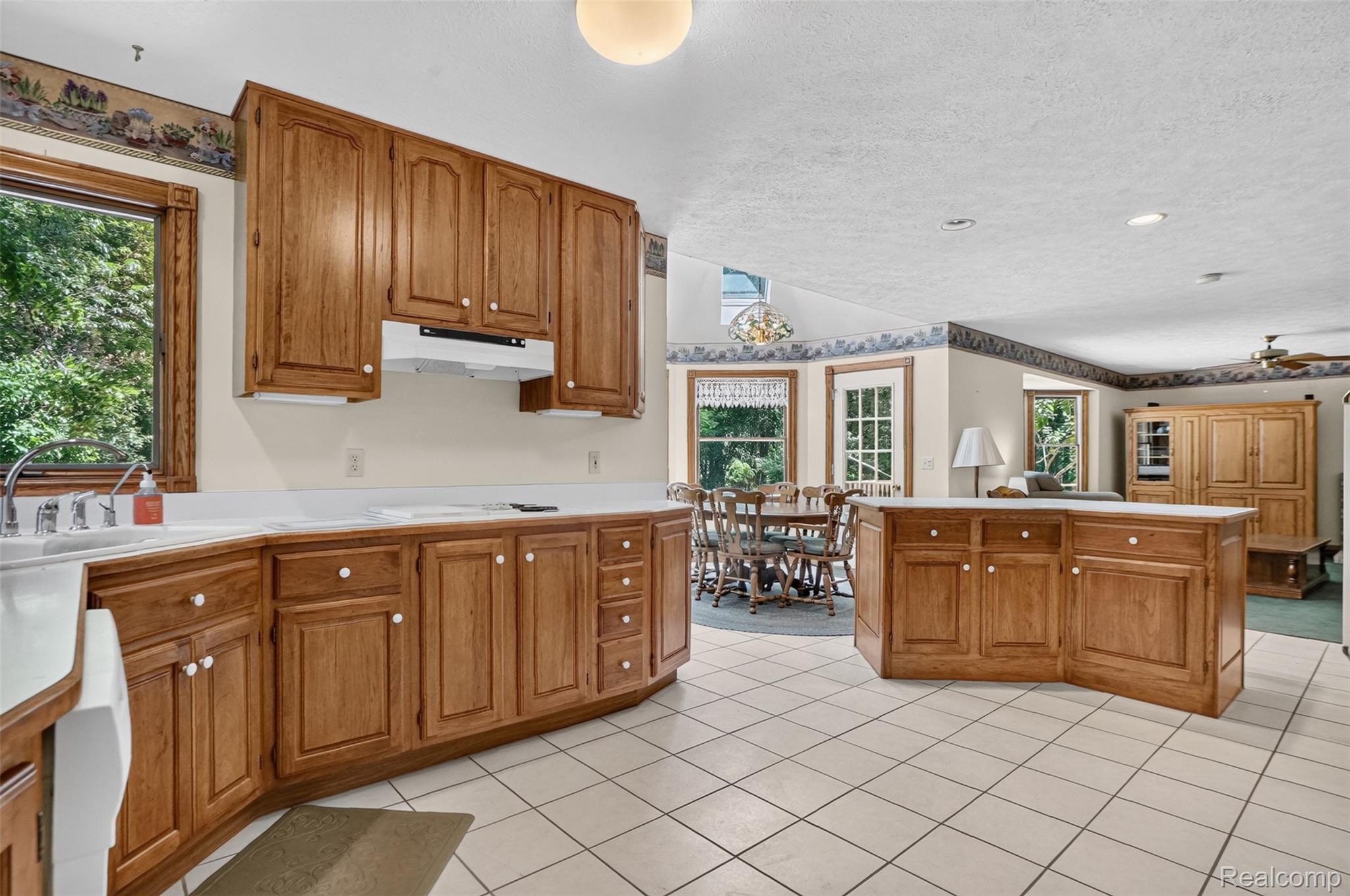 1919 Fox Ridge Drive Howell, MI 48843 - Photo 13 of 42 DSC09626.jpg