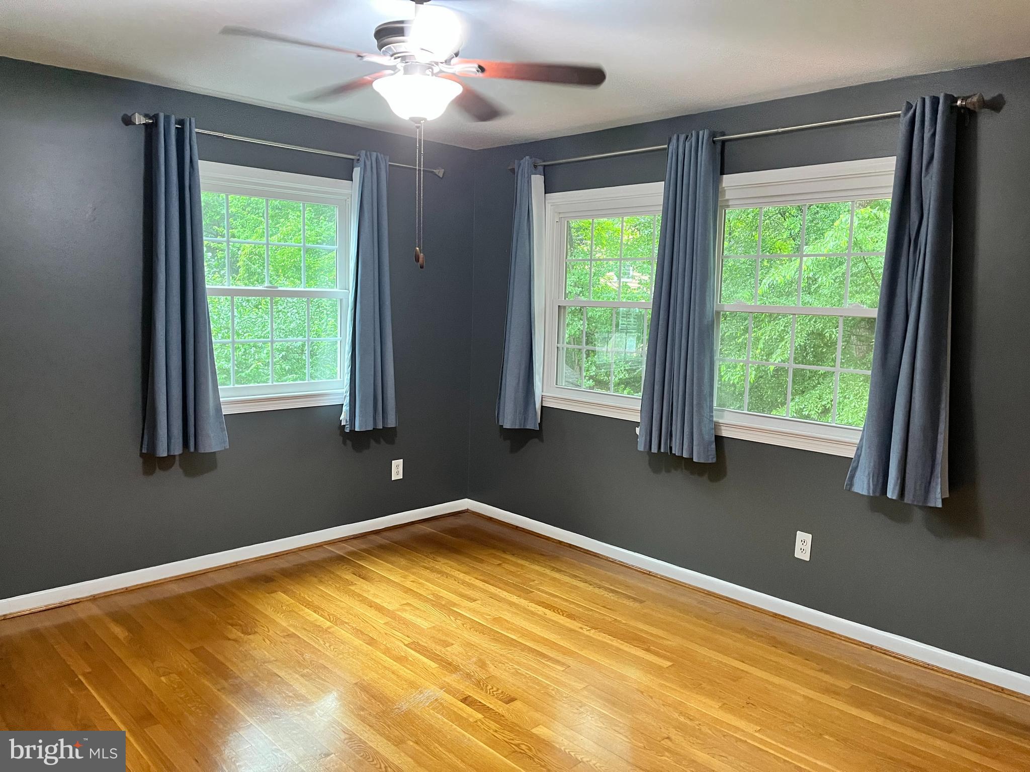 10220 Vale Road Vienna, VA 22181 - Photo 11 of 28